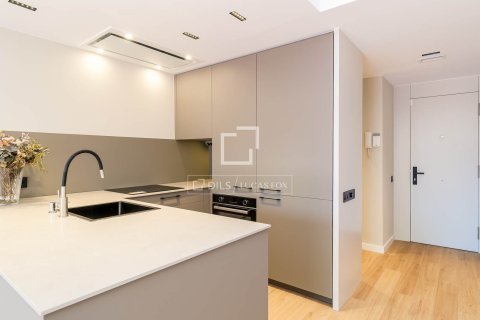 Wohnung zum Verkauf in Barcelona, Spanien 3 Schlafzimmer, 91 m2 Nr. 168322 - Foto 8