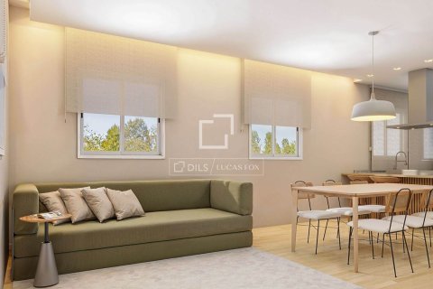 Apartment for sale in Barcelona, Spain 2 bedrooms, 77 sq.m. No. 168323 - photo 2
