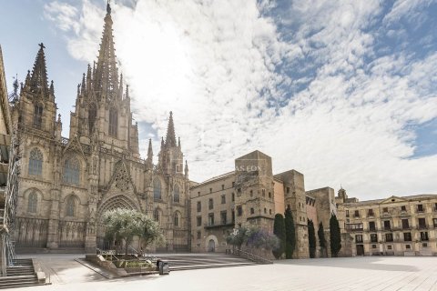 Apartment for sale in Barcelona, Spain 2 bedrooms, 77 sq.m. No. 168323 - photo 14