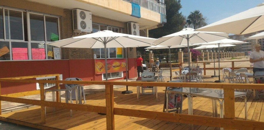 Liikekiinteistö Torrevieja, Alicante, Espanja 400 m2 No. 165365