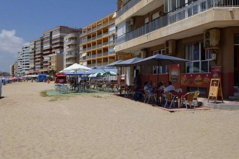 Liikekiinteistö myytävänä Torrevieja, Alicante, Espanja , 400 m2 No. 165365 - kuva 17