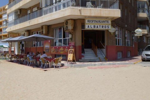 Liikekiinteistö myytävänä Torrevieja, Alicante, Espanja , 400 m2 No. 165365 - kuva 7