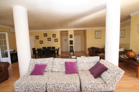 Villa pārdošanā Cabo Roig, Alicante, Spānijā 5 istabas, 440 m2 Nr. 165364 - attēls 11