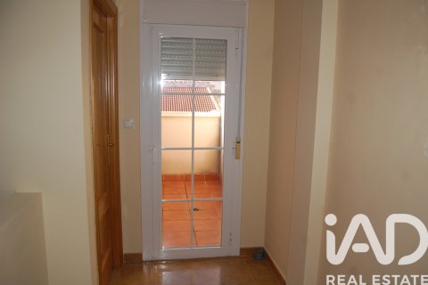 Kaupunkipientalo myytävänä San Pedro del Pinatar, Murcia, Espanja, 4 makuuhuonetta, 119 m2 No. 152609 - kuva 11