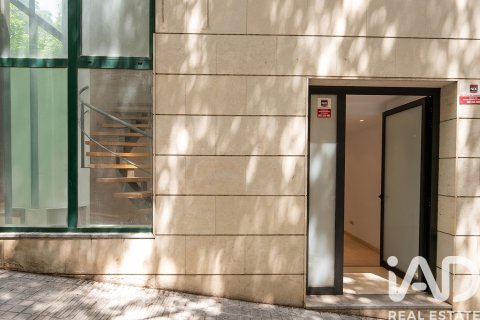 Komerciāls īpašums pārdošanā Barcelona, Spānijā 2 istabas, 112 m2 Nr. 152610 - attēls 2