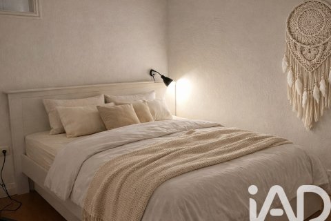 Продажа квартиры в Барселона, Испания 1 спальня, 60м2 №152608 - фото 4