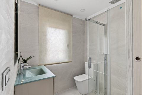 Villa en venta en Alicante, España 5 dormitorios, 500 m2 No. 149606 - foto 22