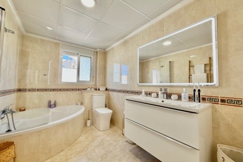 Townhouse zum Verkauf in Alicante, Spanien 3 Schlafzimmer, 110 m2 Nr. 149607 - Foto 23