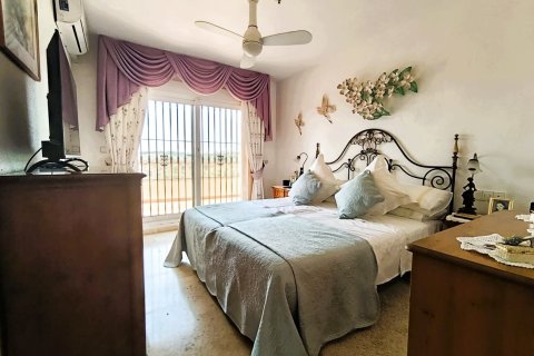 Huvila myytävänä Alicante, Espanja, 4 makuuhuonetta, 214 m2 No. 189887 - kuva 7