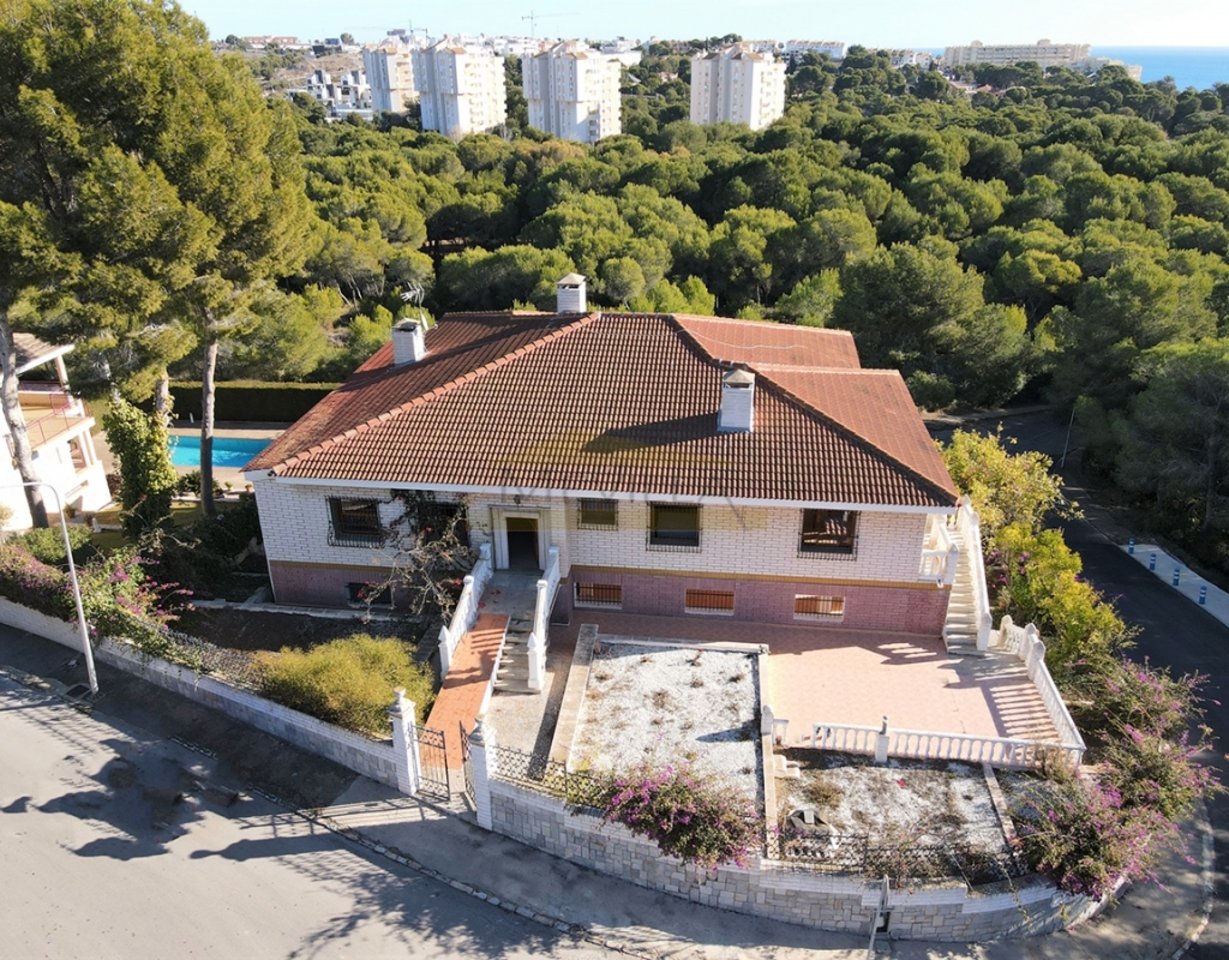 Вилла в Кампоамор, Аликанте, Испания 10 спален, 780м2 №94090