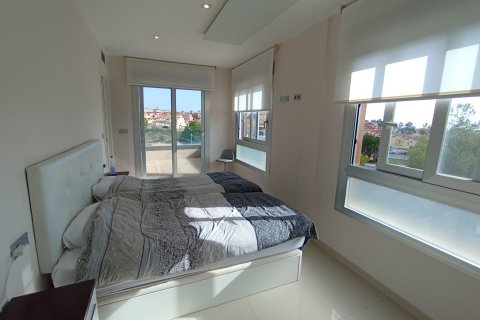 Продажа виллы в Ориуэла, Аликанте, Испания 3 спальни, 155м2 №119725 - фото 3