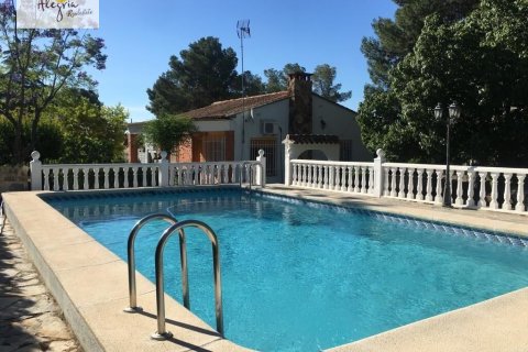 Apartment for sale in L'Eliana, Valencia, Spain 135 sq.m. No. 165257 - photo 1