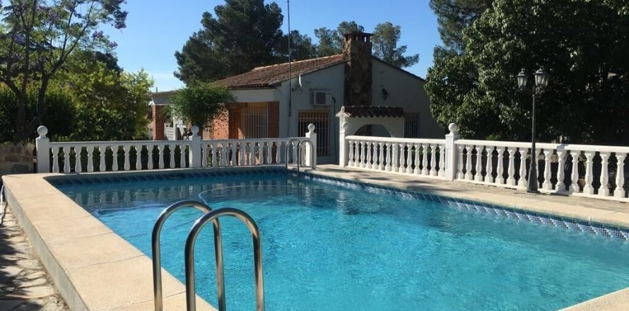 Apartment in L'Eliana, Valencia, Spain 135 sq.m. No. 165257