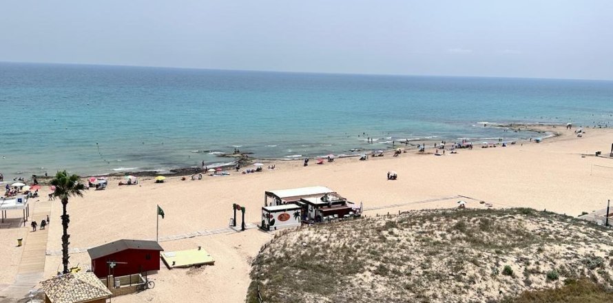 Attico a La Mata, Alicante, Spagna 4 camere da letto, 138 mq. N° 165252