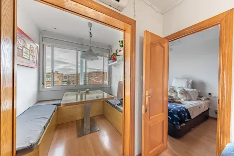 Wohnung zum Verkauf in Badalona, Barcelona, Spanien 2 Schlafzimmer, 50 m2 Nr. 191200 - Foto 13