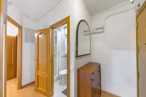 Wohnung zum Verkauf in Badalona, Barcelona, Spanien 2 Schlafzimmer, 50 m2 Nr. 191200 - Foto 2