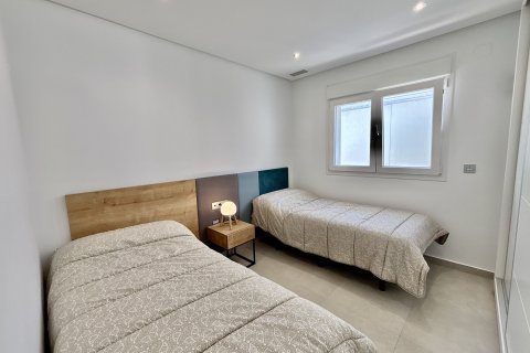 Продажа виллы в Бенихофар, Аликанте, Испания 3 спальни, 124м2 №163271 - фото 23