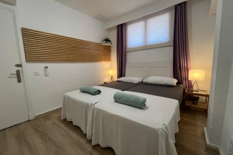 Apartamento en alquiler en Calvià, Mallorca, España 1 dormitorio, 60 m2 No. 155749 - foto 8