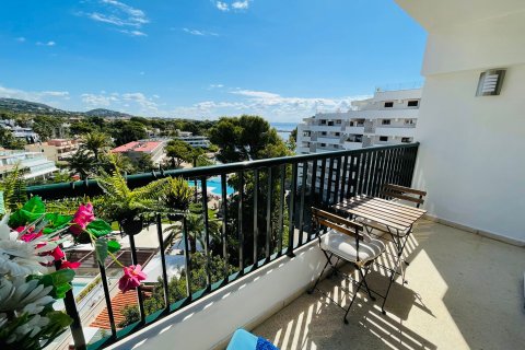 Apartamento en alquiler en Calvià, Mallorca, España 1 dormitorio, 60 m2 No. 155749 - foto 2