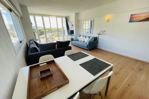 Apartamento en alquiler en Calvià, Mallorca, España 1 dormitorio, 60 m2 No. 155749 - foto 4