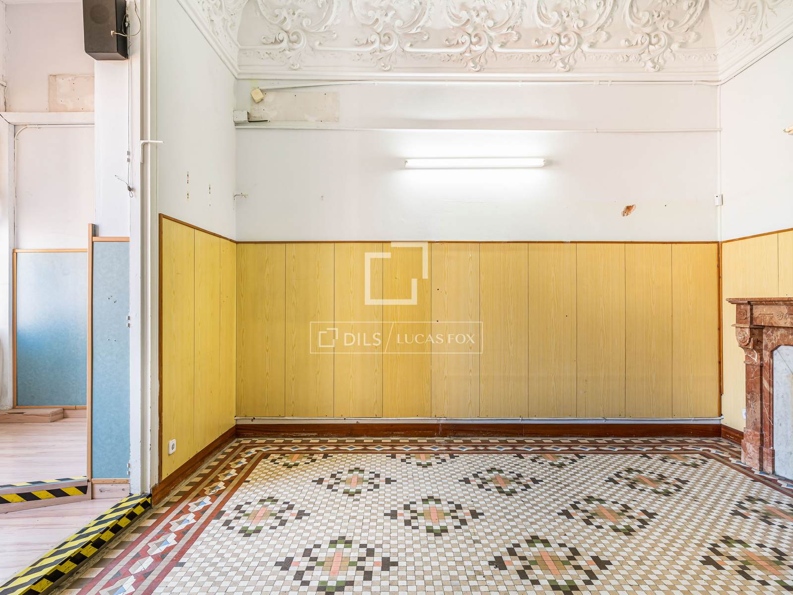 Huoneisto Barcelona, Espanja 6 makuuhuonetta, 179 m2 No. 192622