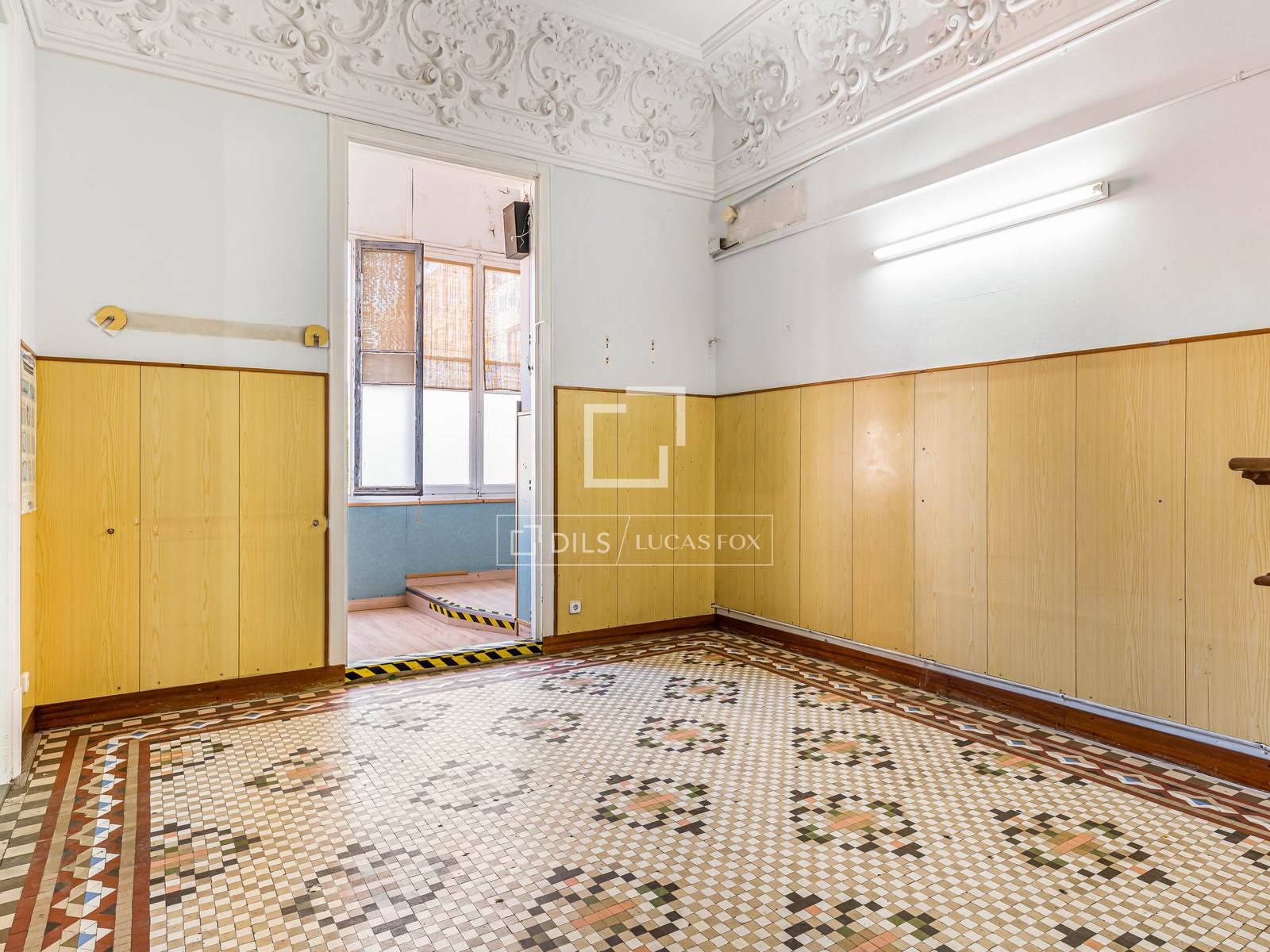 Huoneisto Barcelona, Espanja 6 makuuhuonetta, 179 m2 No. 192622