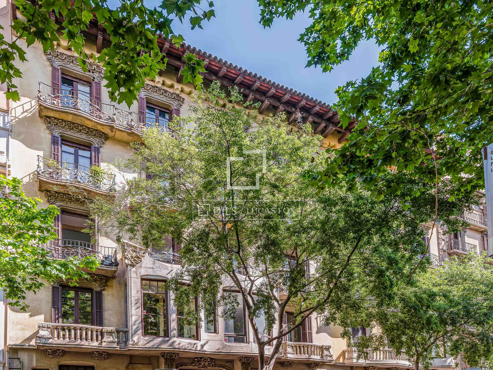 Huoneisto Barcelona, Espanja 6 makuuhuonetta, 179 m2 No. 192622