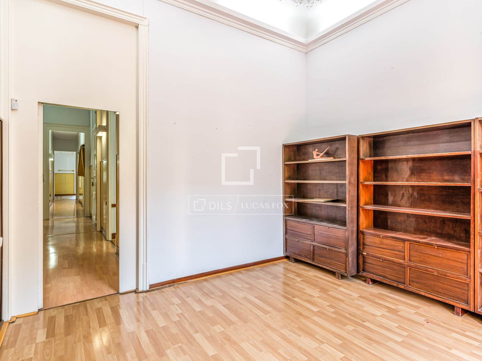 Huoneisto Barcelona, Espanja 6 makuuhuonetta, 179 m2 No. 192622