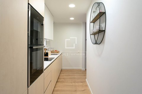 Apartment for sale in Barcelona, Spain 2 bedrooms, 95 sq.m. No. 192616 - photo 13