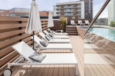 Apartment for sale in Barcelona, Spain 1 bedroom, 75 sq.m. No. 192619 - photo 19