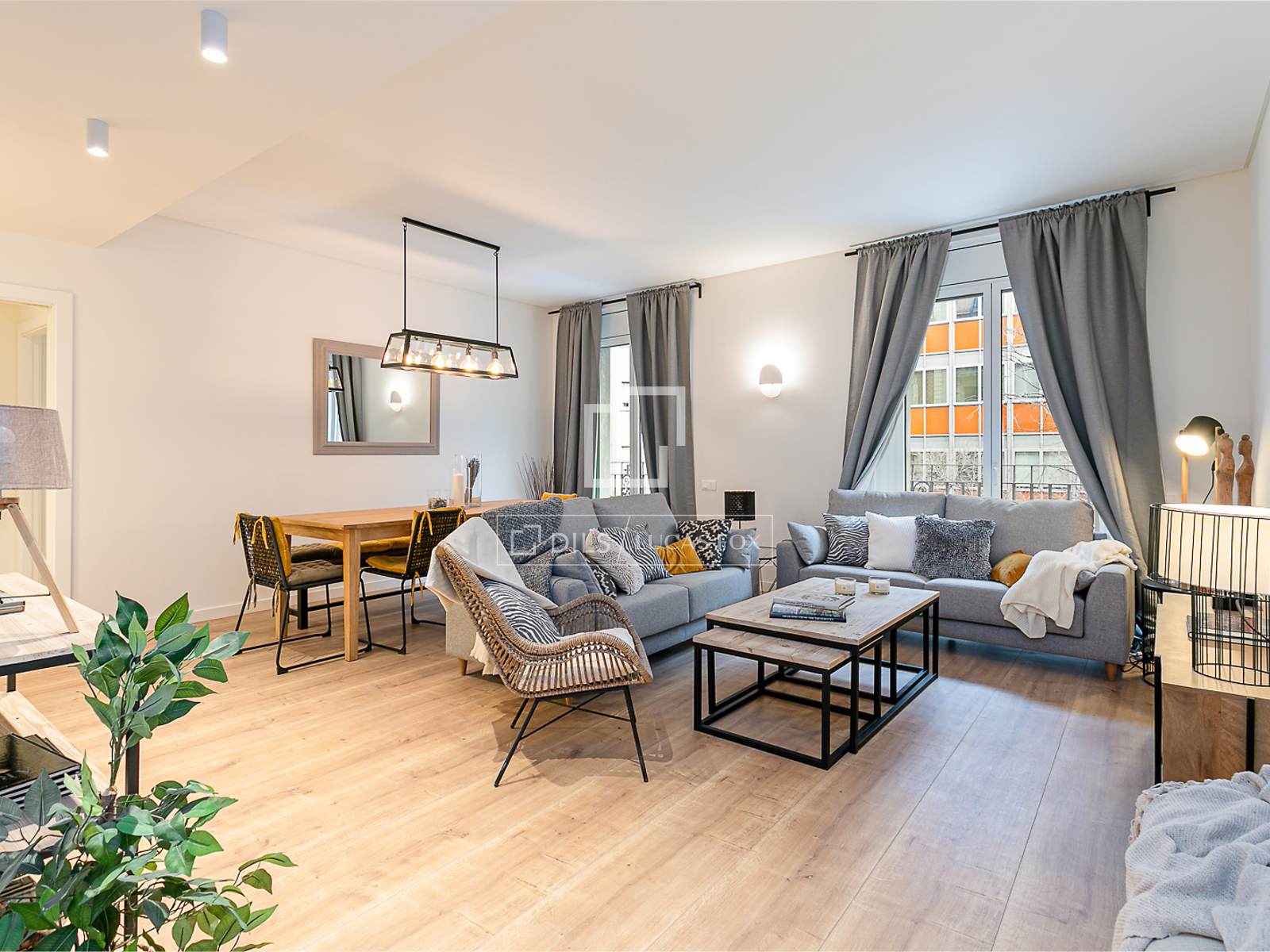 Apartament w Barcelona, Hiszpania 3 sypialnie, 90 mkw. nr 192617