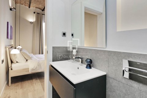 Apartment for sale in Barcelona, Spain 3 bedrooms, 130 sq.m. No. 192620 - photo 19