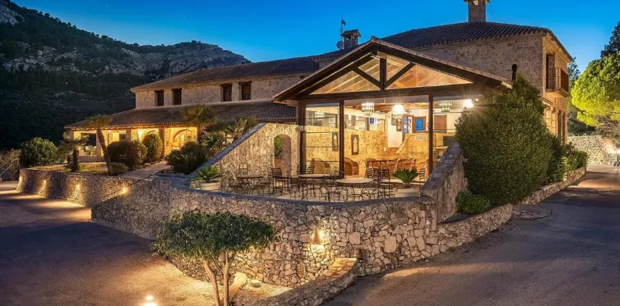 Gewerbeimmobilien in Barcelona, Spanien 20 Schlafzimmer, 1250 m2 Nr. 146975