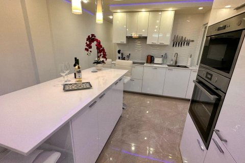 Dzīvoklis pārdošanā Torrevieja, Alicante, Spānijā 3 istabas, 121 m2 Nr. 165212 - attēls 27