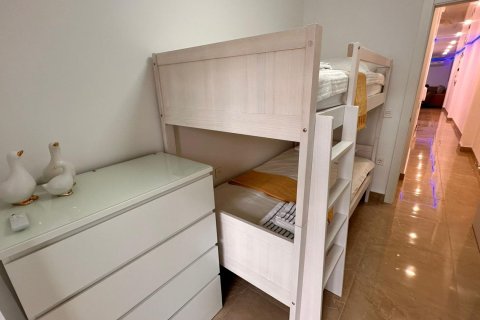 Dzīvoklis pārdošanā Torrevieja, Alicante, Spānijā 3 istabas, 121 m2 Nr. 165212 - attēls 18