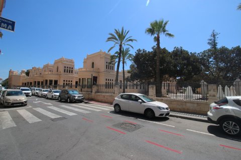 Gewerbeimmobilien zum Verkauf in Alicante, Spanien 24 Schlafzimmer, 1280 m2 Nr. 165210 - Foto 7