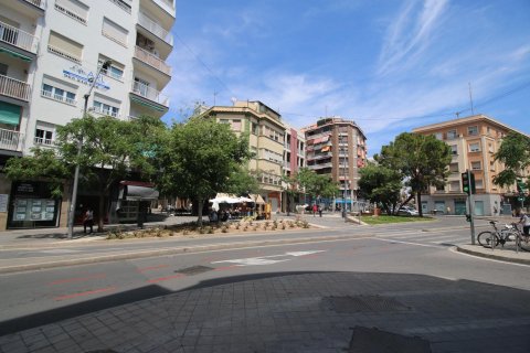 Gewerbeimmobilien zum Verkauf in Alicante, Spanien 24 Schlafzimmer, 1280 m2 Nr. 165210 - Foto 18