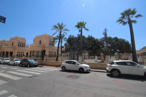 Gewerbeimmobilien zum Verkauf in Alicante, Spanien 24 Schlafzimmer, 1280 m2 Nr. 165210 - Foto 6