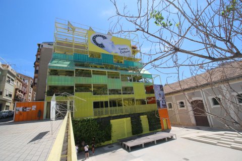 Gewerbeimmobilien zum Verkauf in Alicante, Spanien 24 Schlafzimmer, 1280 m2 Nr. 165210 - Foto 16