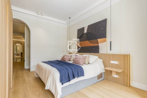 Penthouse w Barcelona, Hiszpania 3 sypialnie, 185 mkw. nr 150629 – zdjęcie 3