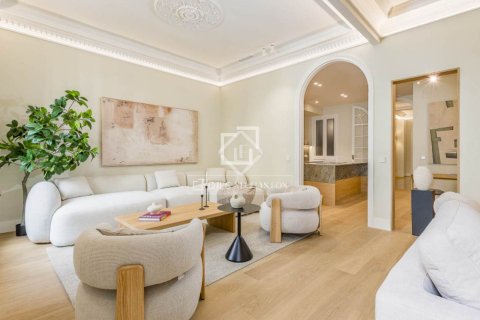 Penthouse w Barcelona, Hiszpania 3 sypialnie, 185 mkw. nr 150629 – zdjęcie 2