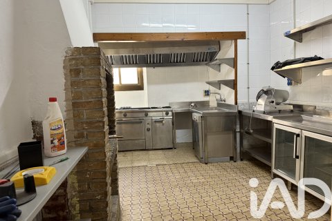 Casa in vendita in Spagna 8 camere da letto, 170 mq. N° 185464 - foto 6