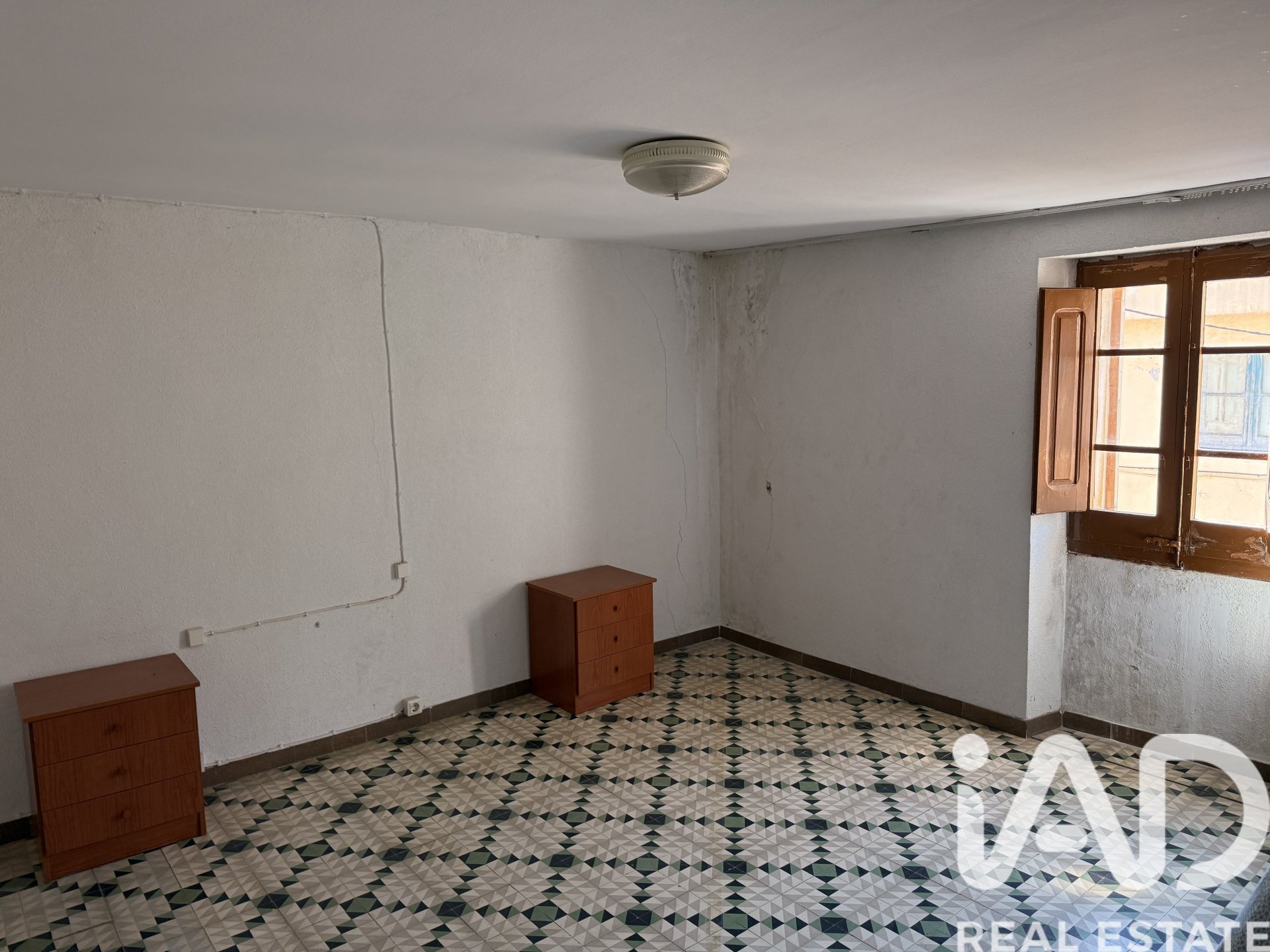 Hus i Spanien 8 sovrum, 170 kvm. Nr. 185464