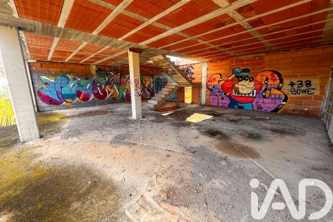 House for sale in La Torre de Claramunt, Barcelona, Spain 213.2 sq.m. No. 185463 - photo 4