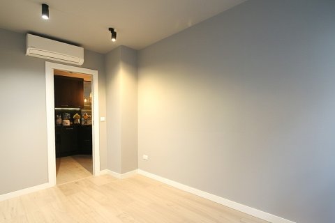 Commercial property à vendre à Alicante, Espagne, 1 chambre, 105 m2 No. 155070 - photo 19