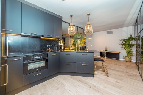 Commercial property à vendre à Alicante, Espagne, 1 chambre, 105 m2 No. 155070 - photo 11