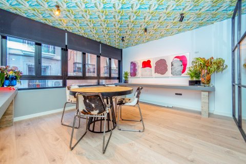 Commercial property à vendre à Alicante, Espagne, 1 chambre, 105 m2 No. 155070 - photo 15