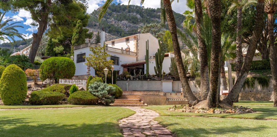 Huvila Alcoy, Alicante, Espanja 7 makuuhuonetta, 450 m2 No. 155071