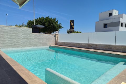 Willa w San Miguel de Salinas, Alicante, Hiszpania 3 sypialnie, 92 mkw. nr 189682 – zdjęcie 29
