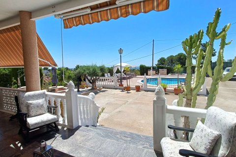 Villa à vendre à Barrio De La Estacion De Crevillente, Alicante, Espagne, 6 chambres, 312 m2 No. 189681 - photo 3